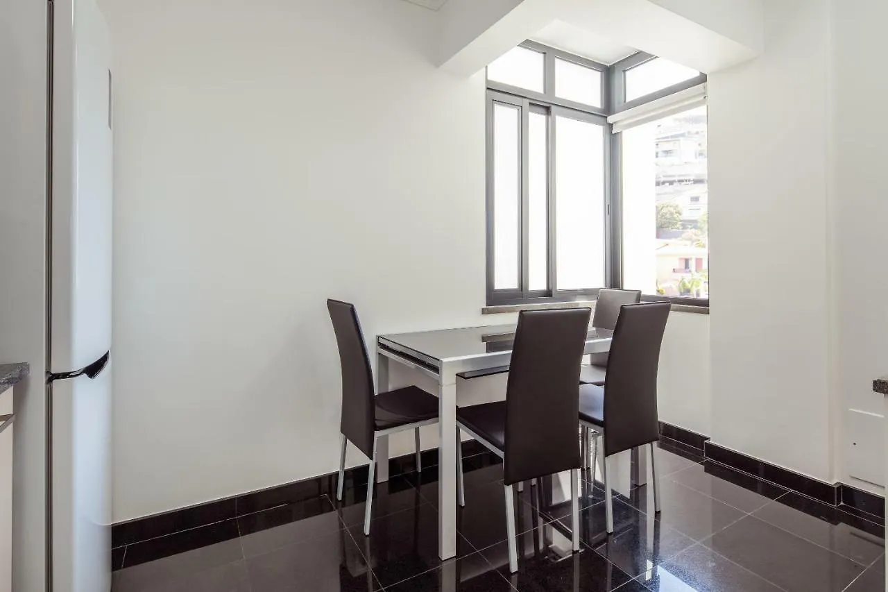 Elegant Apartment With Sea Views By Trip2Portugal Funchal   Funchal (Madeira)